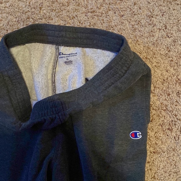 Mens Champion Sweatpants (XL) - Picture 2 of 3